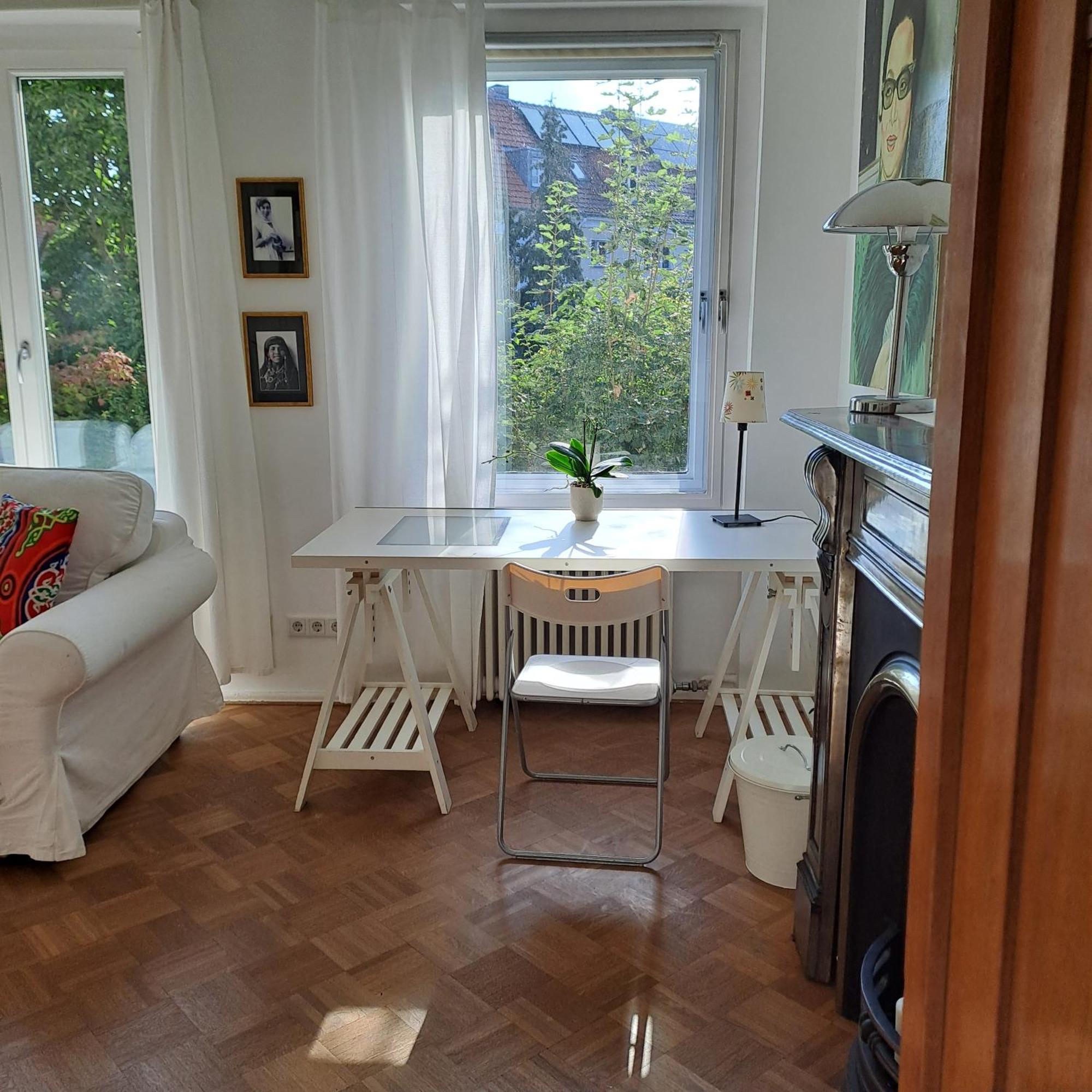 Privatunterkunft Spacious In Tempelhof Park Area *